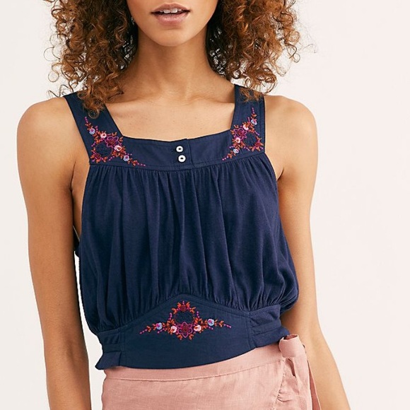 Free People Sugar Muffin woman’s cropped tank - Picture 8 of 9